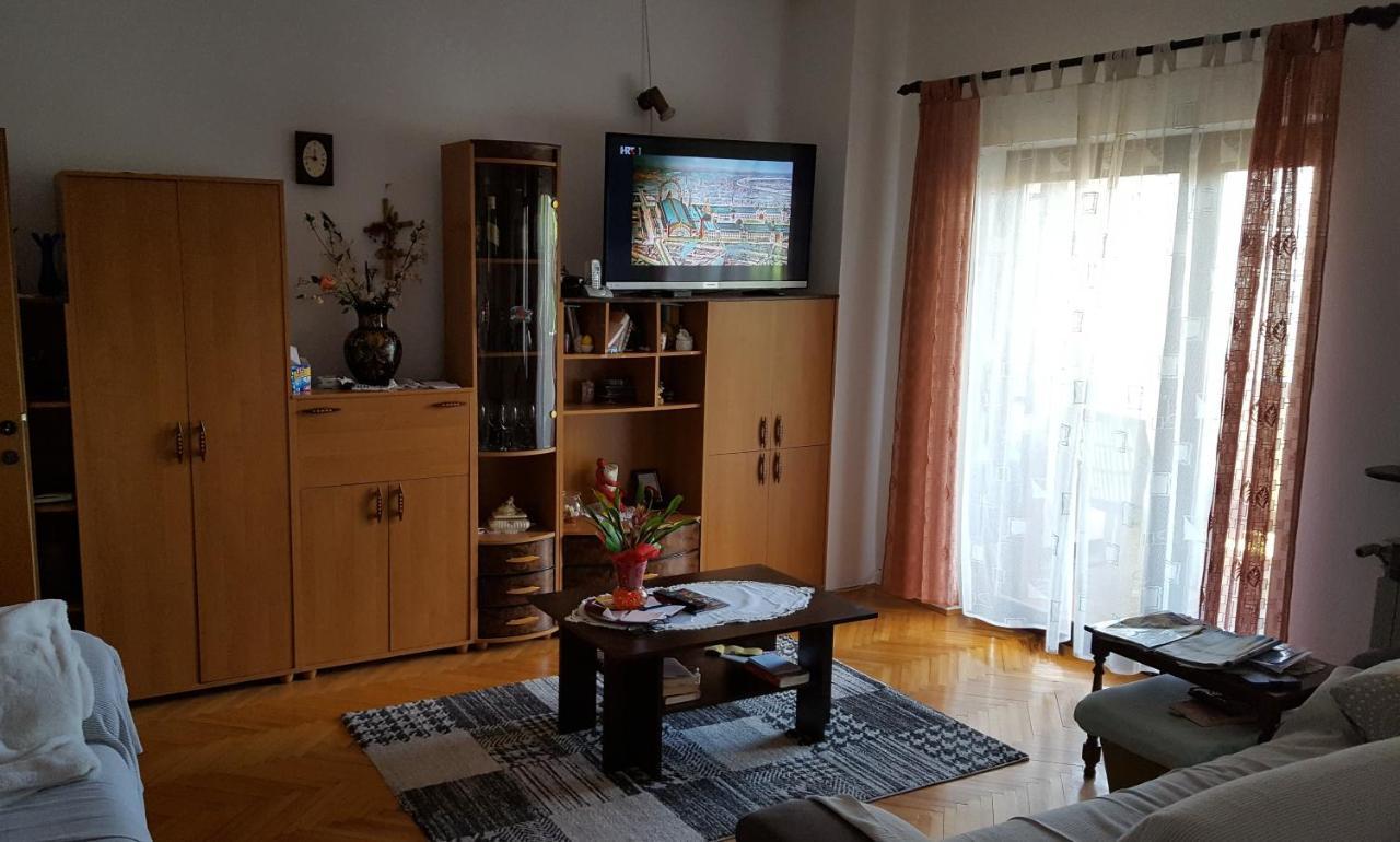 Apartman Zvjezda Biograd Na Moru Eksteriør billede