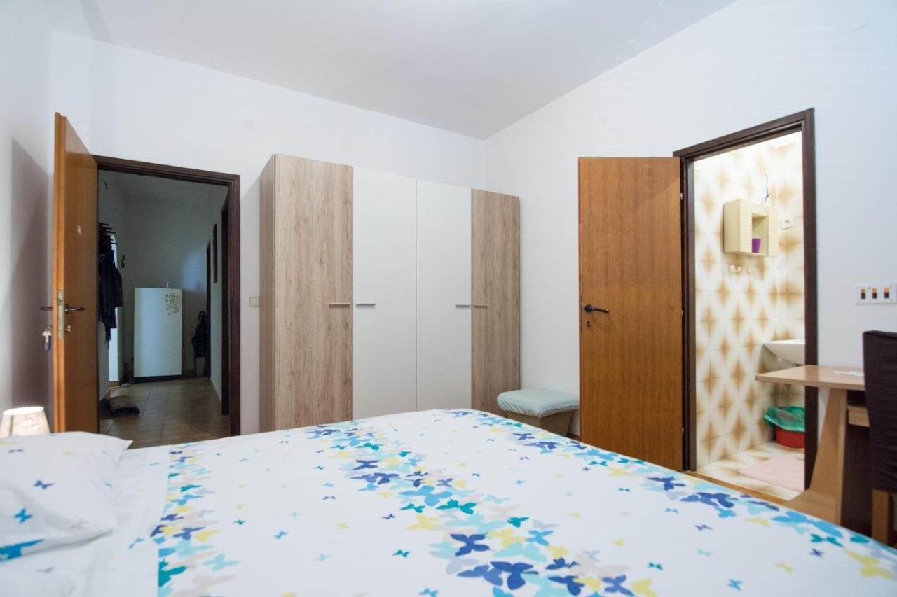 Apartman Zvjezda Biograd Na Moru Eksteriør billede